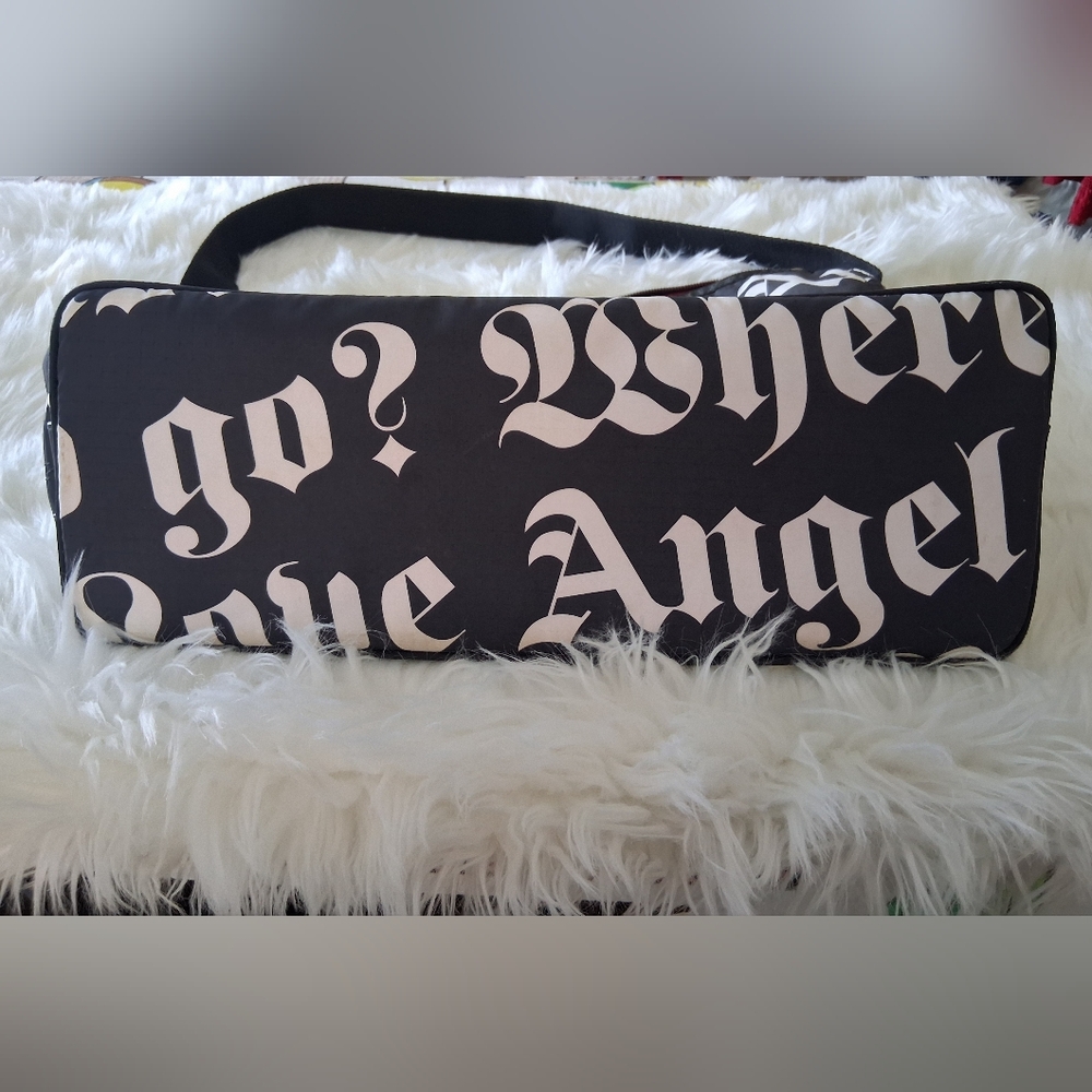 L.A.M.B. x LeSportsac Messenger Bag • Gothic Text Print • Multi‑Pocket Crossbody - Picture 4 of 16